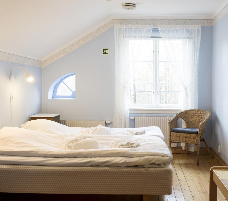 Nordiska Folkhoegskolan Bed And Breakfast Кунгэльв Экстерьер фото